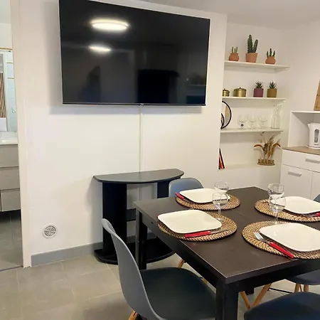 Proche De Carcassonne- Calme Avec Parking Appartement Conques-sur-Orbiel